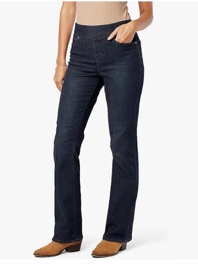 Signature by Levi Strauss Women's Dark Wash Boot-Cut Jeans - Navy